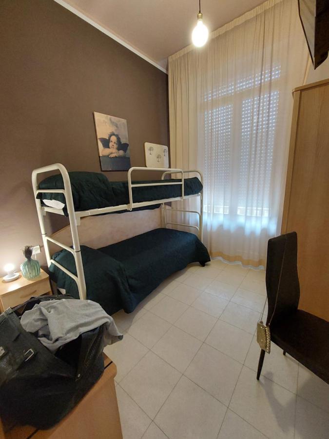 Maison Des Roses Чезенатико Экстерьер фото