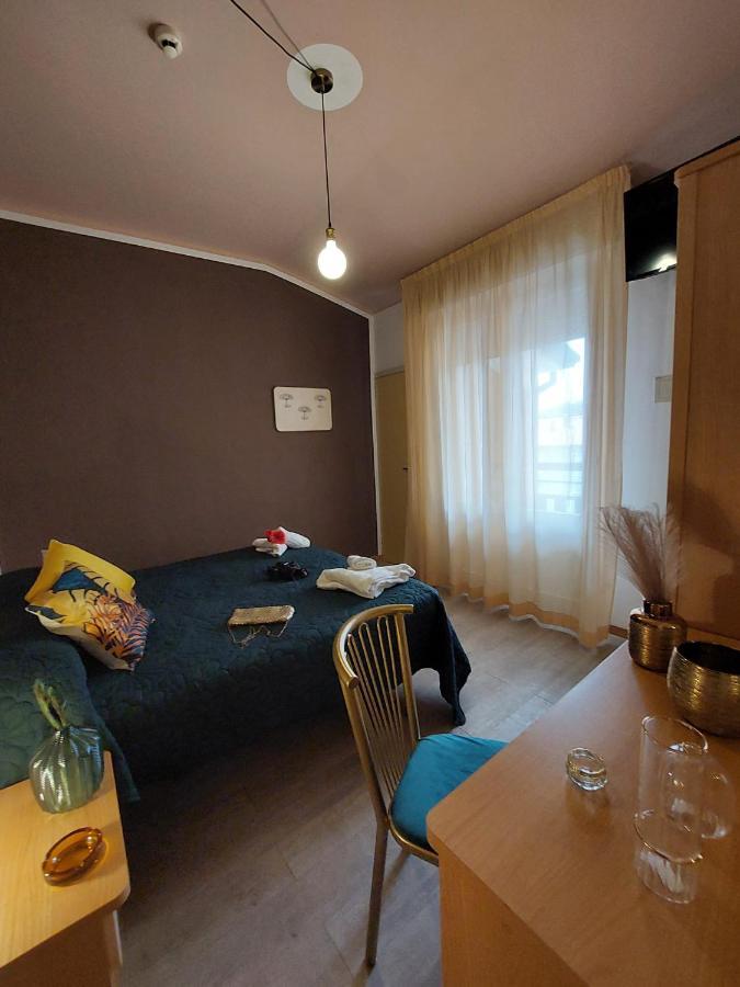 Maison Des Roses Чезенатико Экстерьер фото